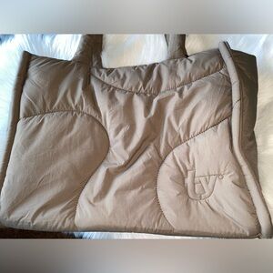 Thirty Years The Drift Tote in Clay